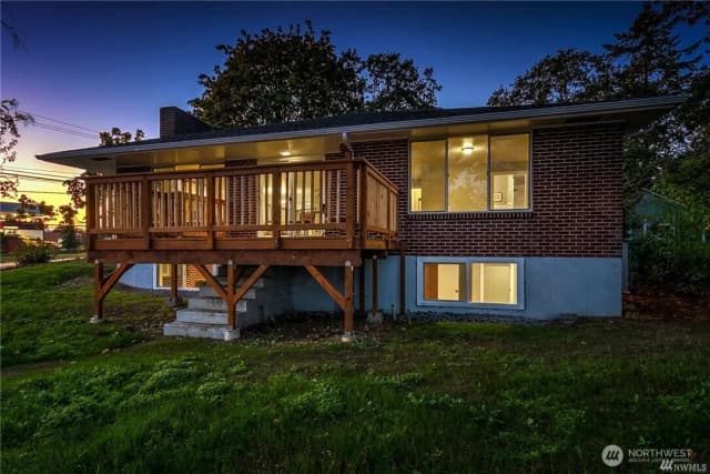 Property photo for 7415 Steilacoom Boulevard Sw, Lakewood photo 5