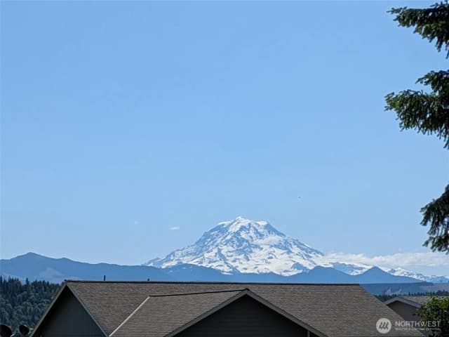 Property photo for 13810 Prairie Ridge Dr E, Bonney Lake photo 3