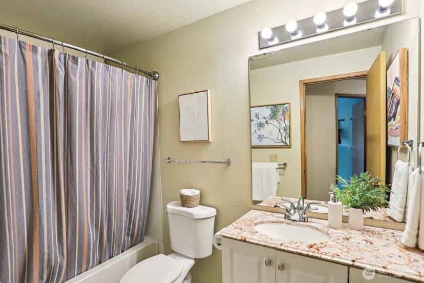 Property photo for 27342 227th Place Se, Maple Valley photo 24