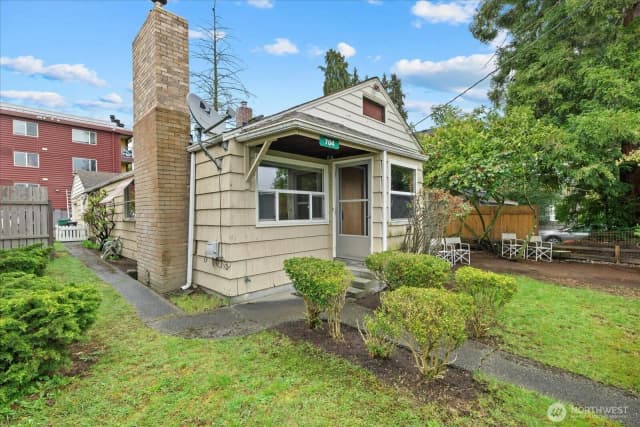 Property photo for 704 N 104th Street, Seattle