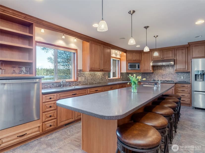 Property photo for 154 E Duck Cove Road, Shelton photo 25