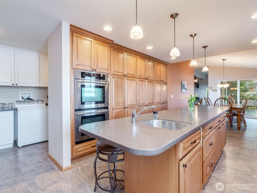 Property photo for 154 E Duck Cove Road, Shelton photo 28