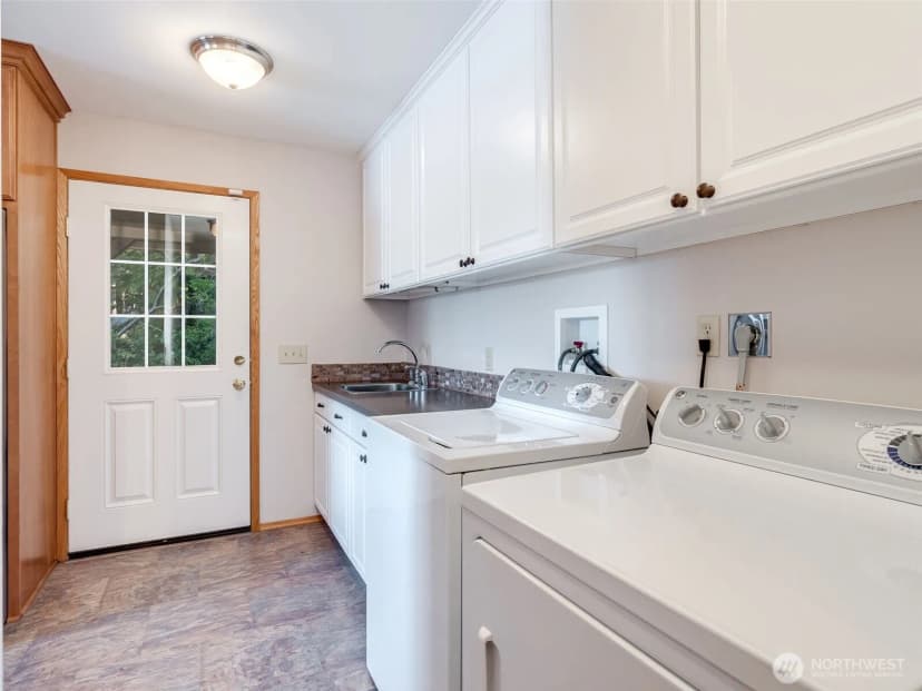 Property photo for 154 E Duck Cove Road, Shelton photo 29
