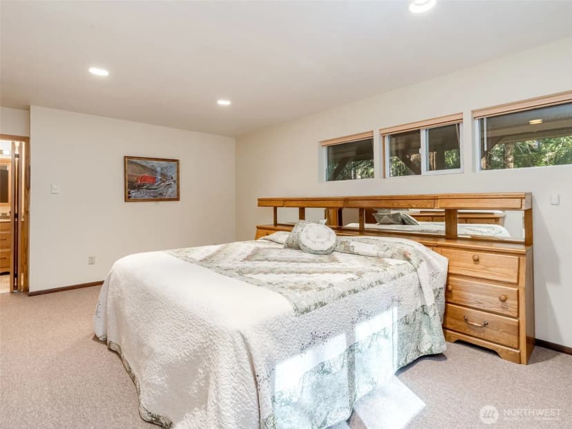 Property photo for 154 E Duck Cove Road, Shelton photo 8