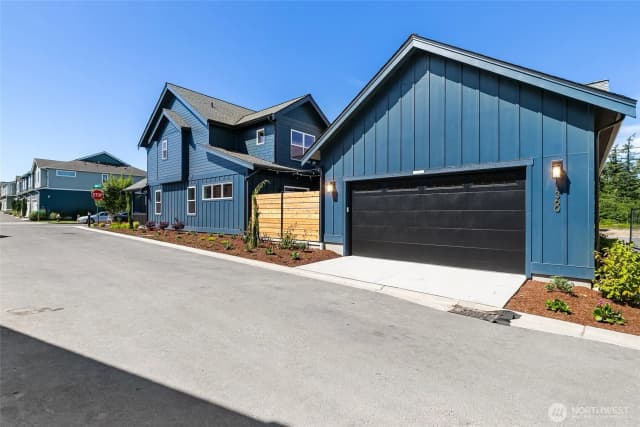 Property photo for 1360 Talus Way, Bellingham photo 3