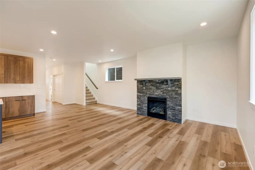 Property photo for 2613 178th Place Ne, Marysville photo 12