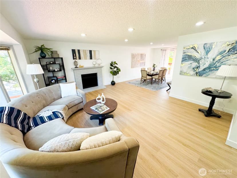 Property photo for 27526 26th Avenue S, Federal Way photo 5