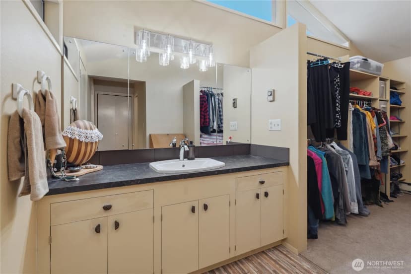 Property photo for 1200 Summer Hill Place, Wenatchee photo 23