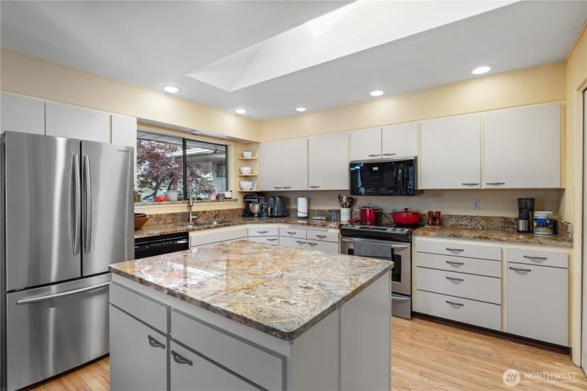 Property photo for 1200 Summer Hill Place, Wenatchee photo 17