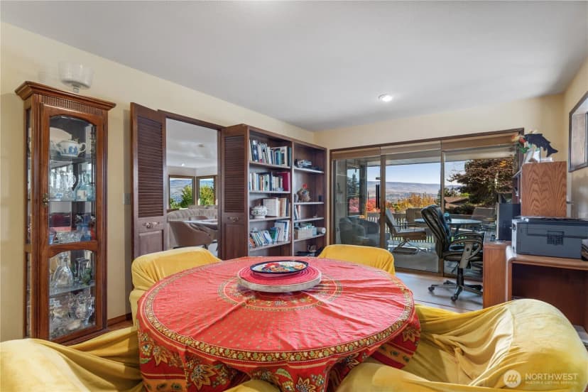 Property photo for 1200 Summer Hill Place, Wenatchee photo 12