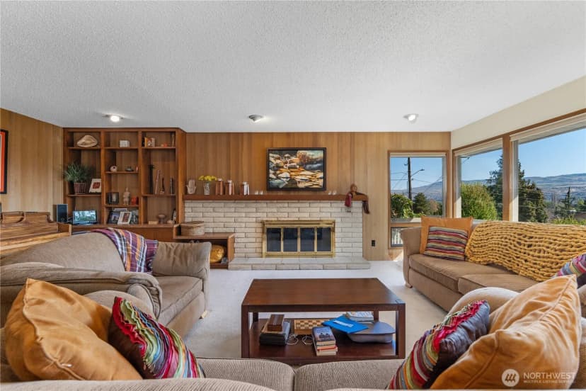 Property photo for 1200 Summer Hill Place, Wenatchee photo 9