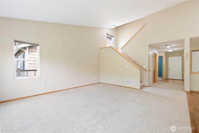 Property photo for 4254 Roxanna Loop Se, Lacey photo 3