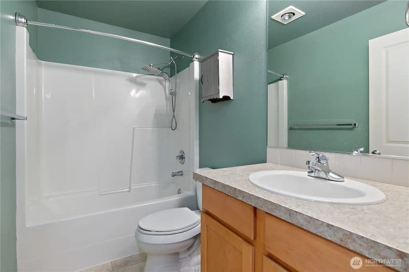 Property photo for 4254 Roxanna Loop Se, Lacey photo 12