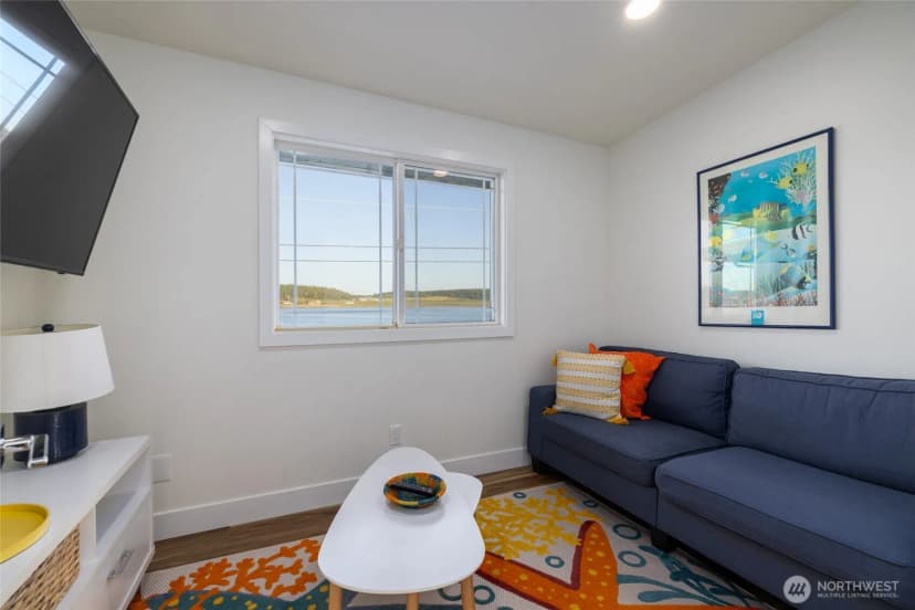 Property photo for 2575 West Beach Road, Oak Harbor photo 33