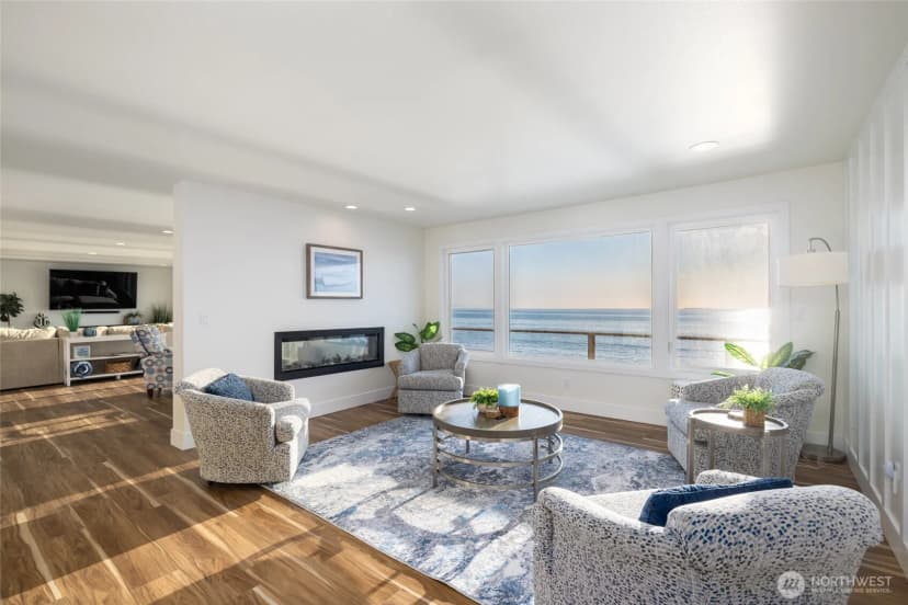 Property photo for 2575 West Beach Road, Oak Harbor photo 18