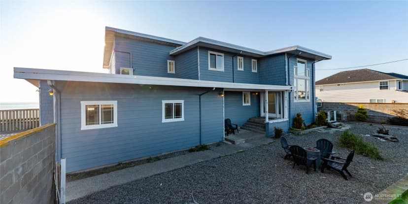 Property photo for 2575 West Beach Road, Oak Harbor photo 38