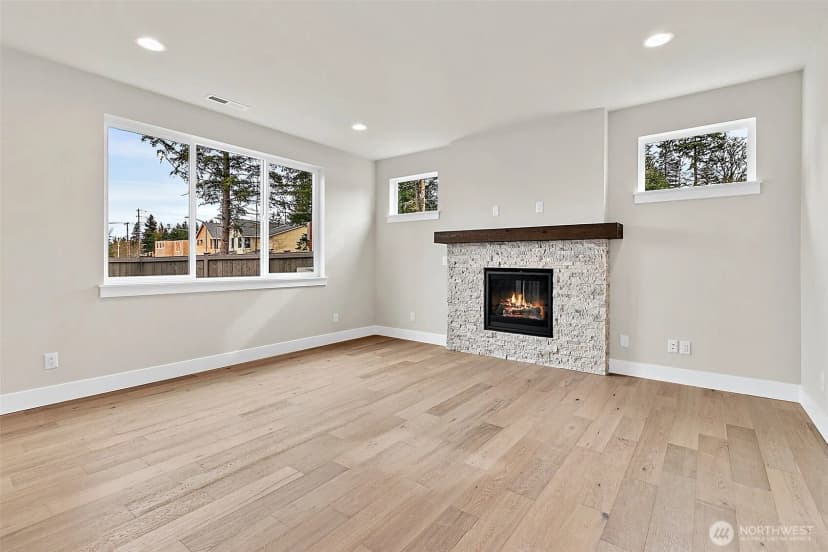 Property photo for 28406 142nd Place Se, Kent photo 6