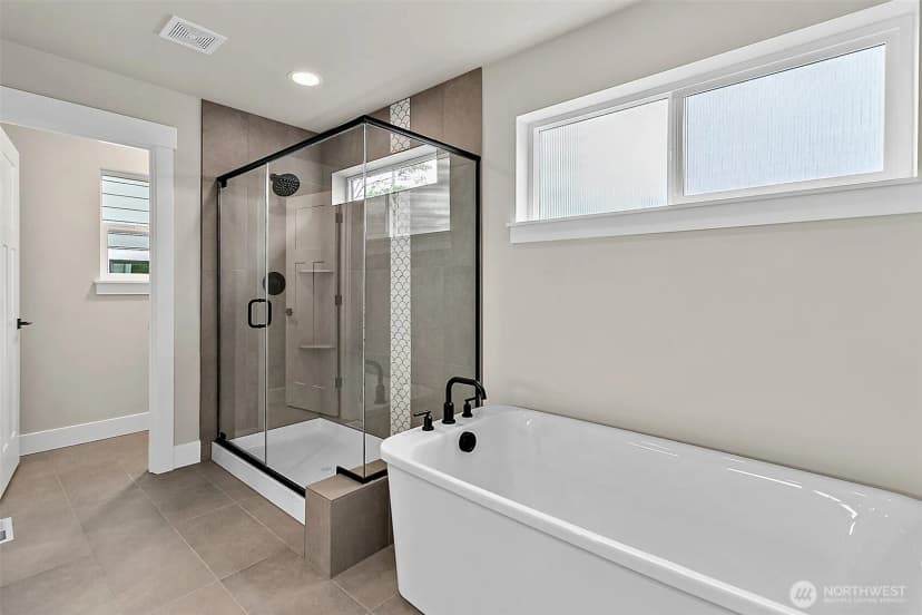 Property photo for 28406 142nd Place Se, Kent photo 32