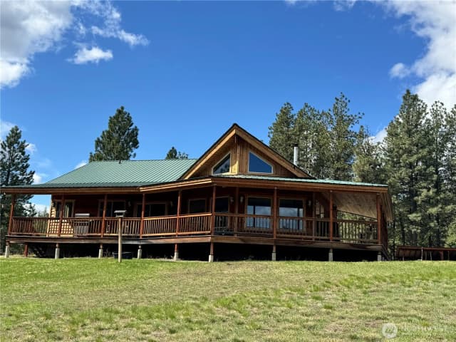 Property photo for 16 On A Top Road, Republic