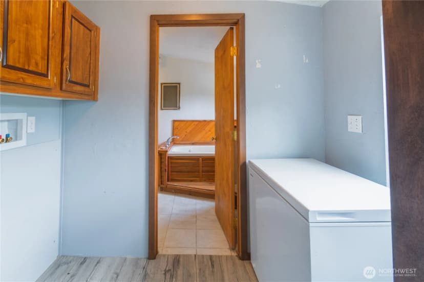 Property photo for 1909 Lake Drive Sw, Lakebay photo 17