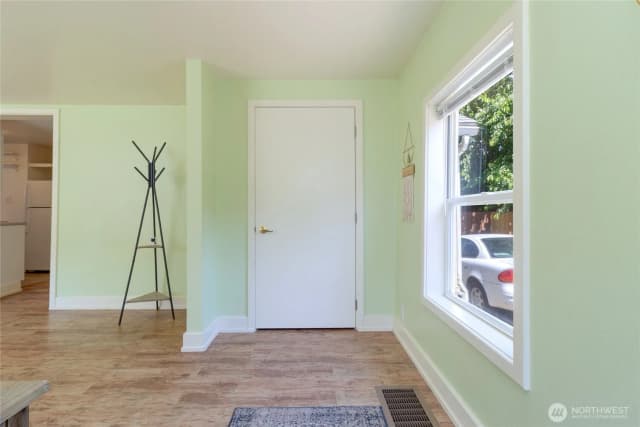 Property photo for 122 W Dayton Avenue, Dayton photo 5