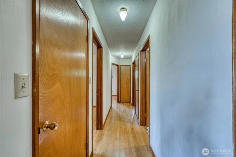 Property photo for 3828 Harbel Drive Ne, Bremerton photo 23