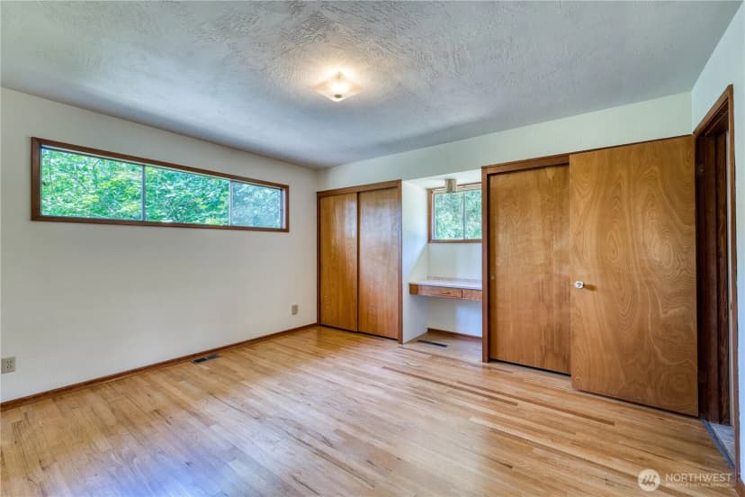 Property photo for 3828 Harbel Drive Ne, Bremerton photo 19