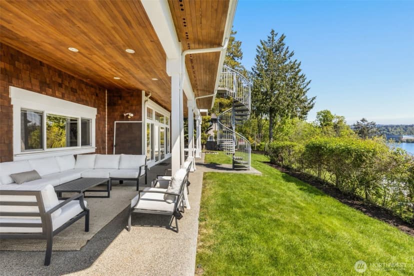 Property photo for 7922 E Mercer Way, Mercer Island photo 37