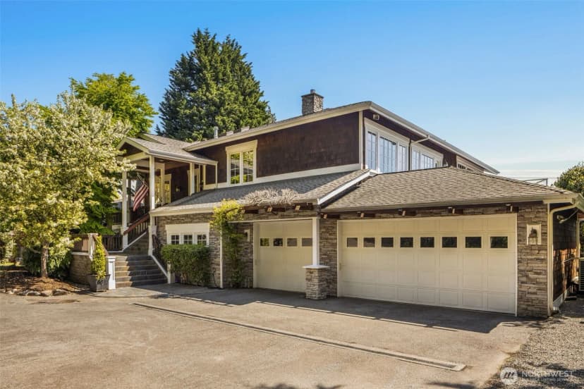 Property photo for 7922 E Mercer Way, Mercer Island photo 3