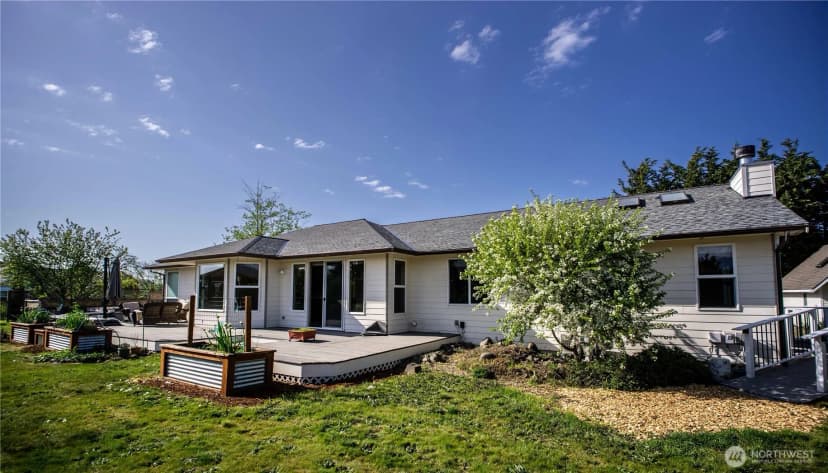 Property photo for 30 Savanna Soleil Way, Sequim photo 2
