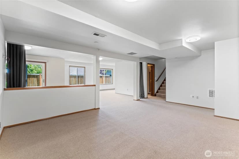 Property photo for 15210 Ne 72nd Street, Redmond photo 33