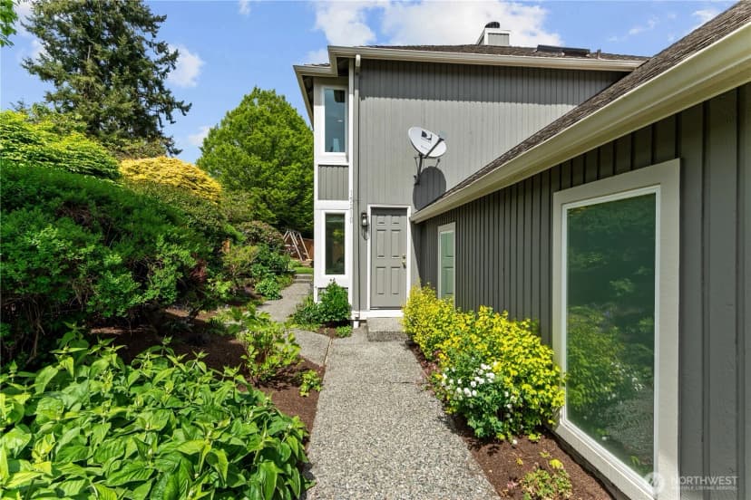 Property photo for 15210 Ne 72nd Street, Redmond photo 39