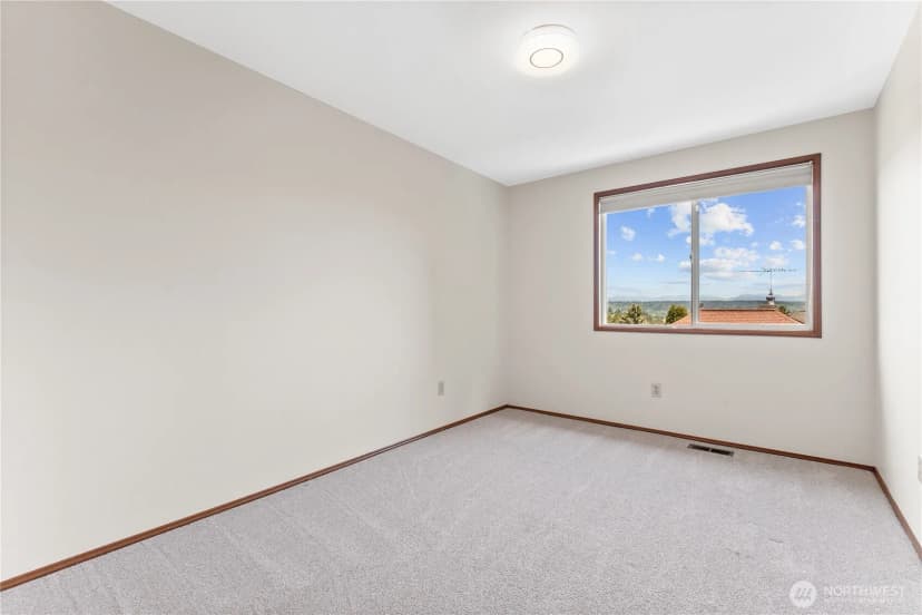 Property photo for 15210 Ne 72nd Street, Redmond photo 24
