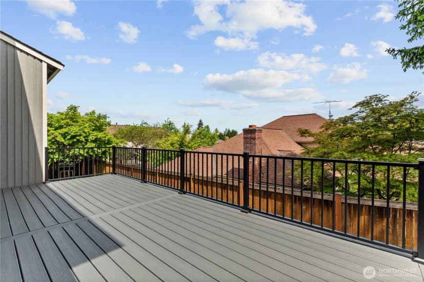 Property photo for 15210 Ne 72nd Street, Redmond photo 37