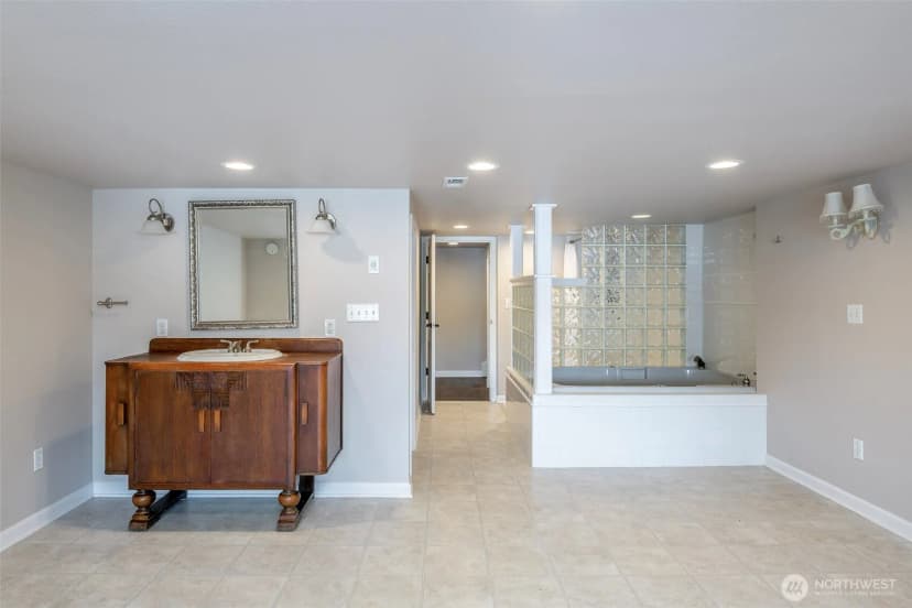 Property photo for 1407 Creso Road S, Spanaway photo 25