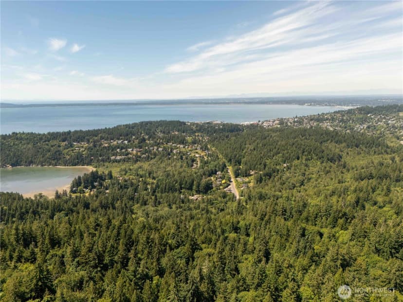 Property photo for 1697 Chuckanut Crest Drive, Bellingham photo 13