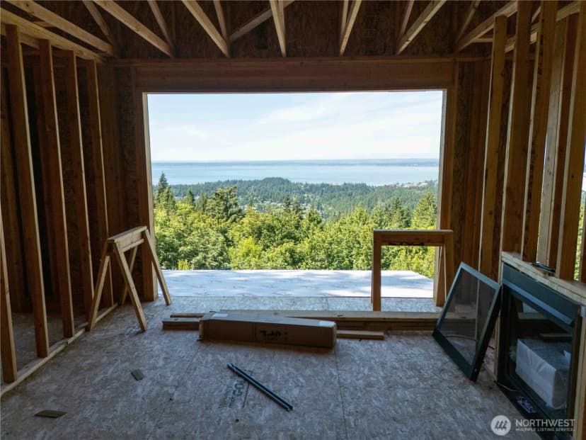 Property photo for 1697 Chuckanut Crest Drive, Bellingham photo 36
