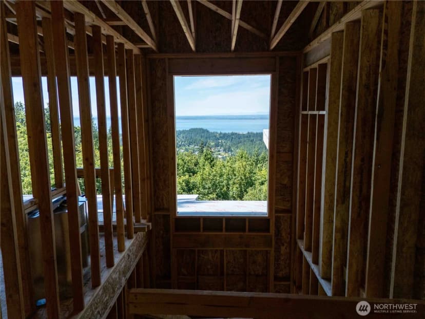 Property photo for 1697 Chuckanut Crest Drive, Bellingham photo 35