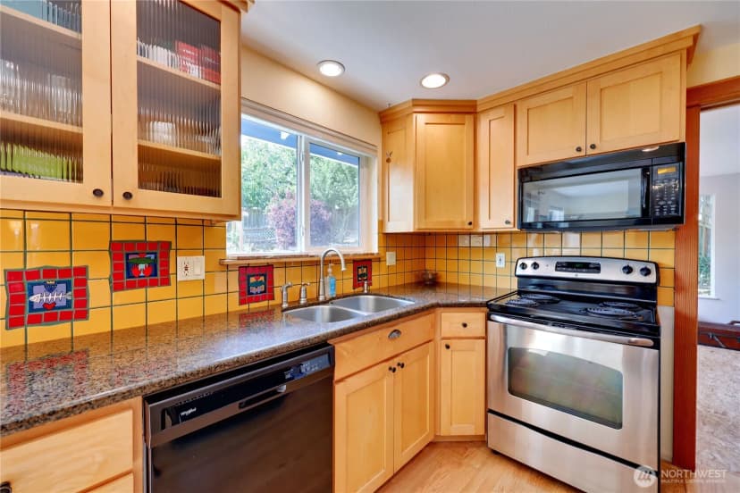 Property photo for 1127 Adams St, Port Townsend photo 10
