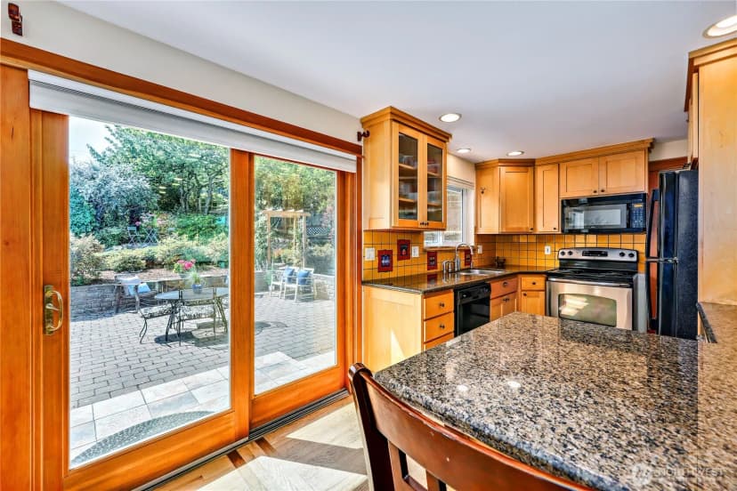 Property photo for 1127 Adams St, Port Townsend photo 9