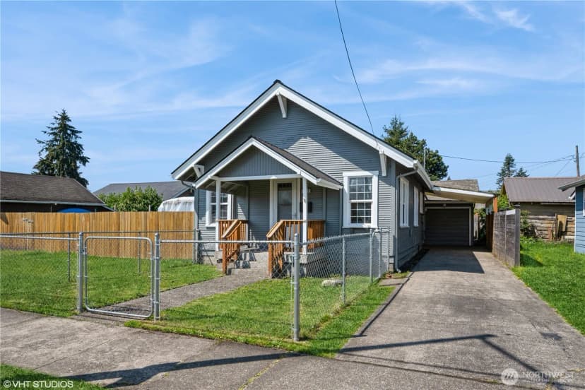 Property photo for 211 Yew Street, Centralia photo 2