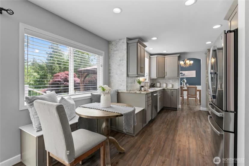 Property photo for 18431 Newport Drive, Arlington photo 11