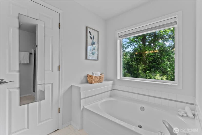 Property photo for 18431 Newport Drive, Arlington photo 18