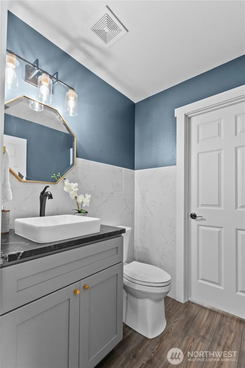 Property photo for 18431 Newport Drive, Arlington photo 15