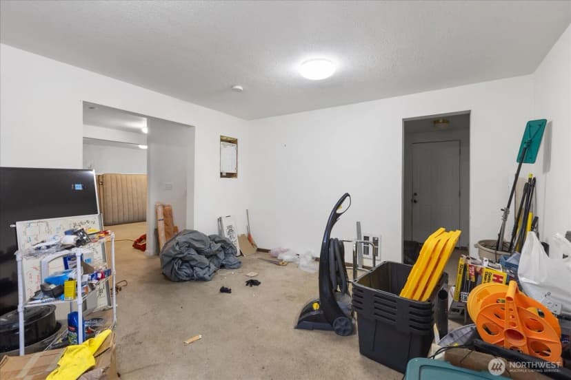 Property photo for 14224 180th Avenue Se, Renton photo 26