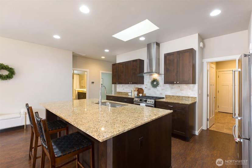 Property photo for 100 Pinehurst Loop, Sequim photo 10