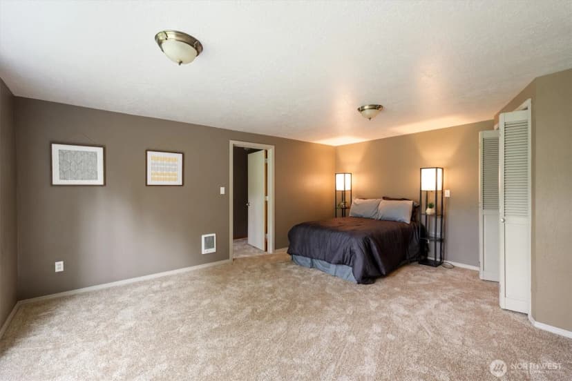 Property photo for 1302 Spruce Street, Longview photo 30