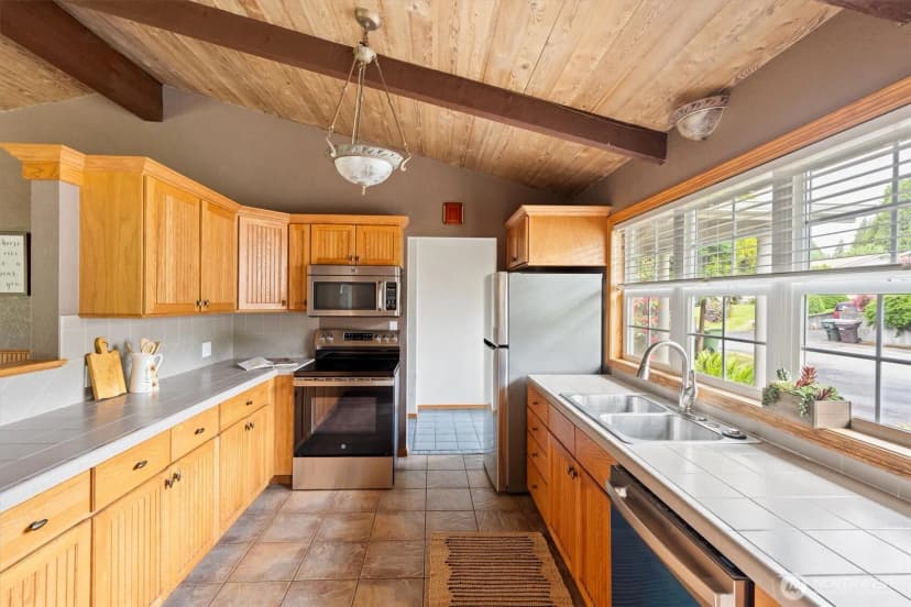 Property photo for 1302 Spruce Street, Longview photo 11