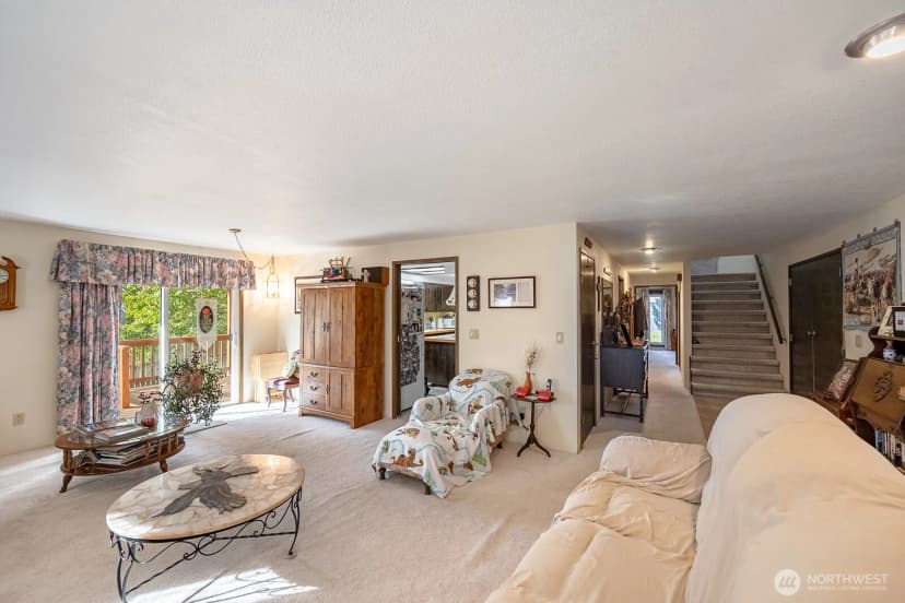 Property photo for 203 Statter Road, Ephrata photo 8