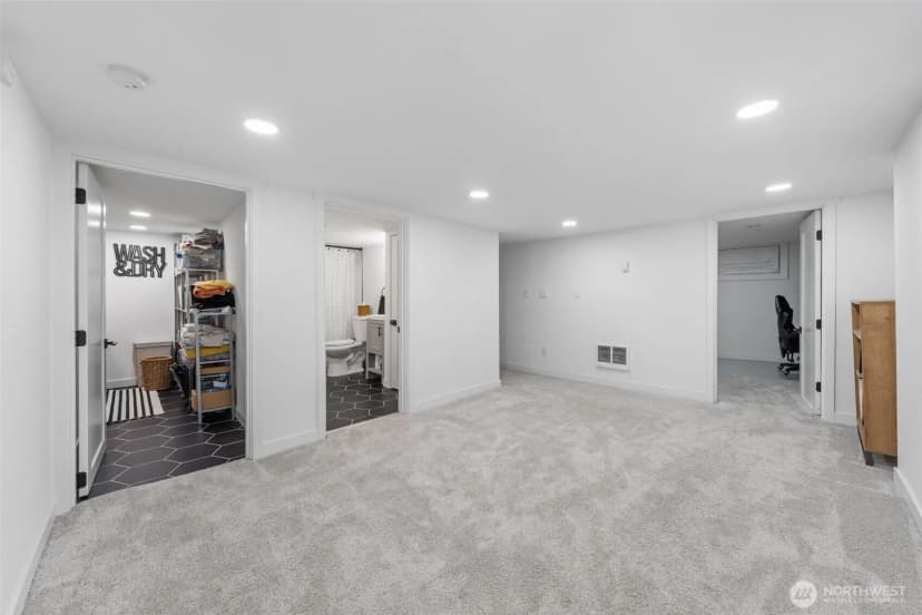 Property photo for 2217 Ne 9th Street, Renton photo 10
